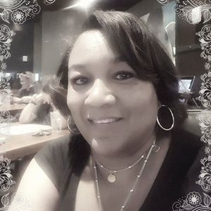 Meet your Posher, Deborah